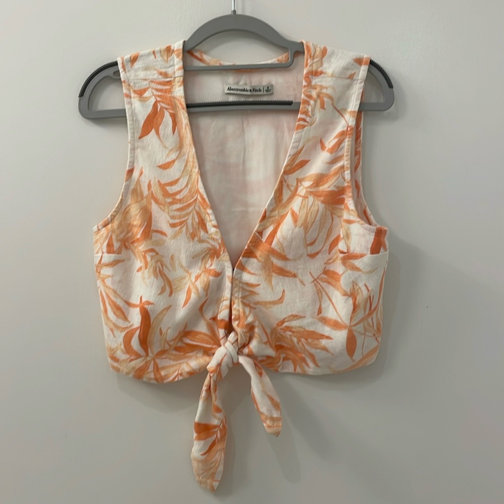 Abercrombie linen blend front tie crop top